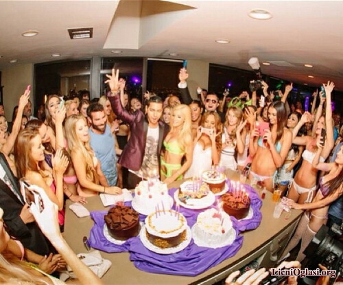 dan_bilzerian_kralj_instagrama_007.jpg