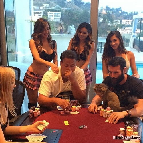 dan_bilzerian_kralj_instagrama_036.jpg