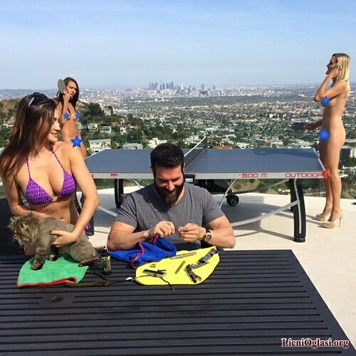 dan_bilzerian_kralj_instagrama_038.jpg