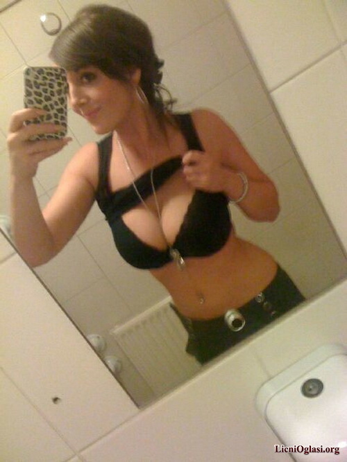seksi_ribe_iza_ogledala_021.jpg